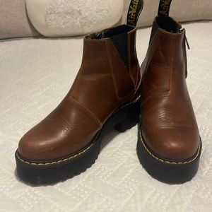 Dr Martens Rometty Booties - Butterscotch